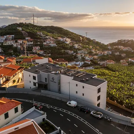 Saraiva Hills I By An Island * Câmara de Lobos