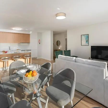 Saraiva Hills I By An Island Apartment *