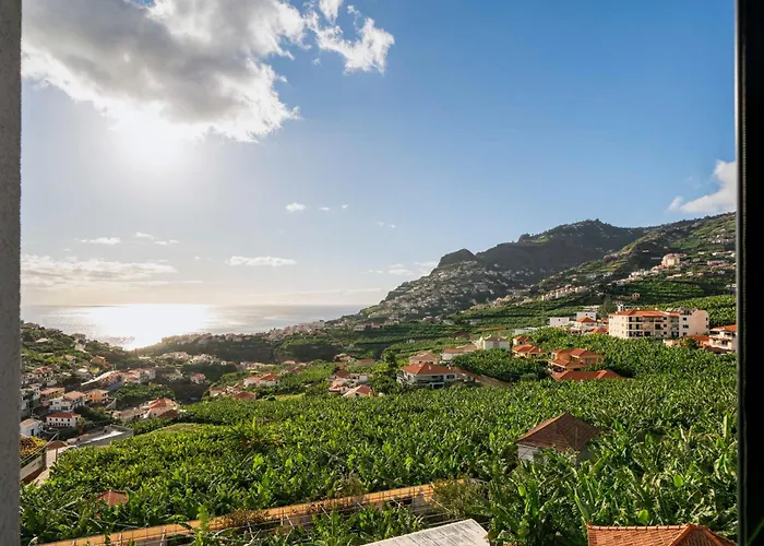 Saraiva Hills I By An Island